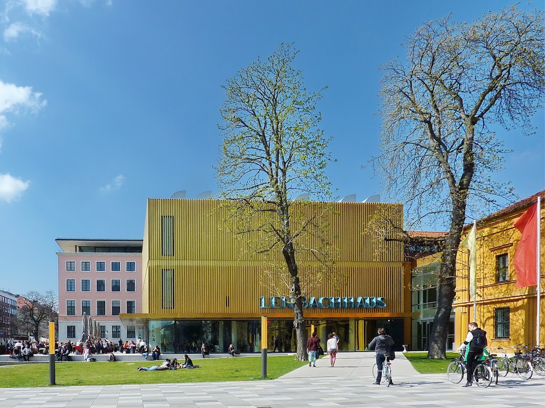 Städtische Galerie im Lenbachhaus und Kunstbau München